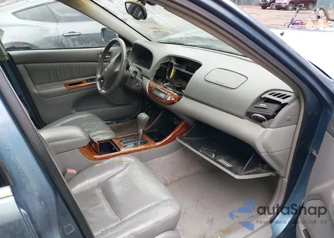 2002 Toyota Camry Xle V6 z USA, uszkodzony, nr VIN JTDBF30K820002222